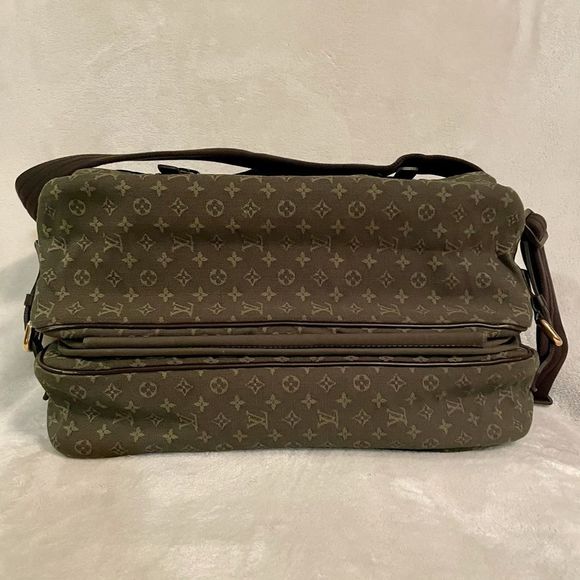 🚫SOLD🚫Authentic Louis Vuitton Sac Maman Bag and Changing Pad - Picture 15 of 16